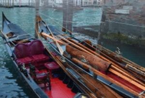 Synchronicity Afloat: A Paradoxical Universe Image
